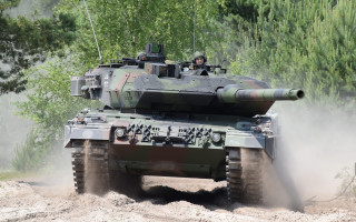 Председатель оборонного комитета Германии требует увеличить поставки военной техники для Украины