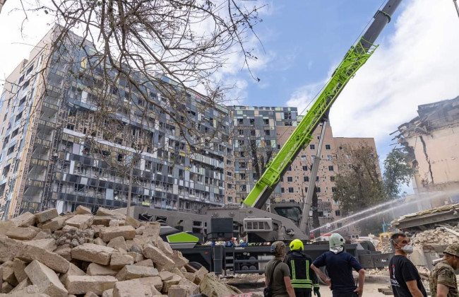 Благотворительный фонд, собравший 378 млн гривен на ремонт Охматдета, не отдает их: позиция сторон