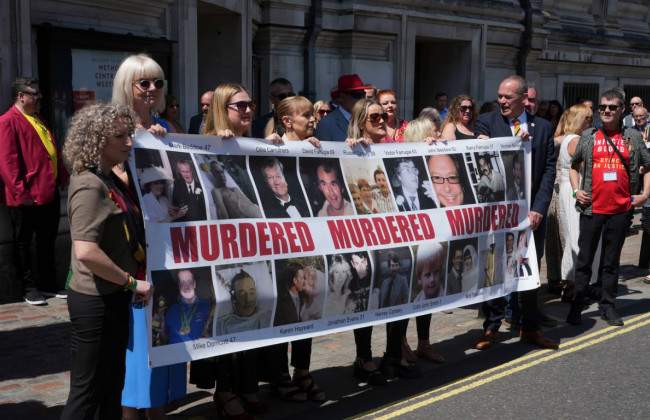 Британия выплатит компенсации пострадавшим от заражения ВИЧ и гепатитом С из-за переливания крови