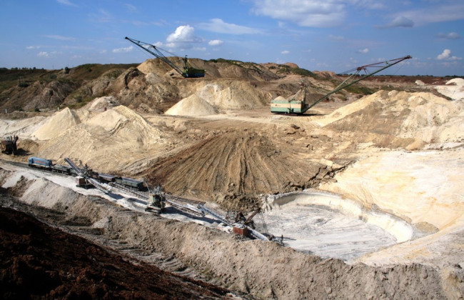 Суд отменил результаты аукционов по продаже разрешений на пользование недрами в Закарпатье