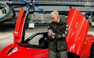 Столичному блогеру Слобоженко объявлено подозрение в уклонении от уплаты более 200 миллионов гривен налогов