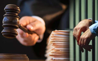 В Хмельницкой области будут судить майора полиции, который поджег магазин на берегу Днестра