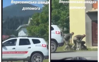 На Прикарпатье на 17 тысяч гривен оштрафовали двух работников ТЦК за применение силы к задержанному