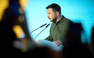 Зеленский: Украину отделяет от остановки продвижения армии рф на фронте только одно решение партнеров – относительно дальнобойности