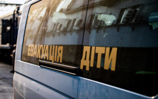 В Донецкой области объявили принудительную эвакуацию семей с детьми из Покровского района