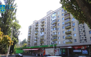 У Києві підприємці незаконно заволоділи частиною підвалу житлового будинку і створили там м’ясний цех