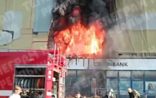 У Києві виникла масштабна пожежа в ТЦ «Gorodok Gallery» – відео