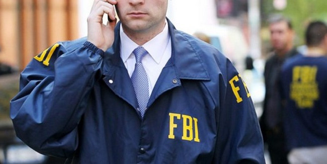 ФБР провело обыски в домах двух американцев, связанных с российскими государственными СМИ