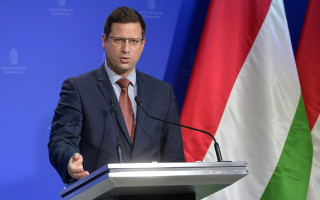 Венгрия угрожает направить беженцев прямо в Брюссель, если не сможет разрешить спор с ЕС по санкциям