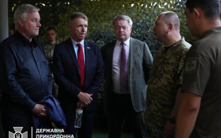 Конгрессмены США посетили украинских пограничников на линии соприкосновения