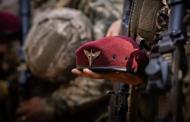 Владимир Зеленский присвоил почетные наименования четырем бригадам Десантно-штурмовых войск ВСУ