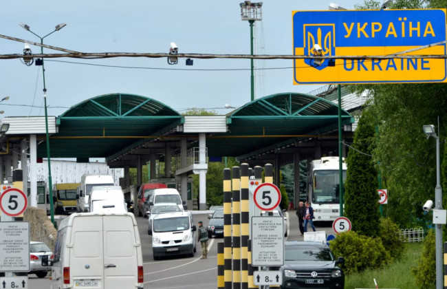 Пограничники предупреждают о задержках на границе с Польшей