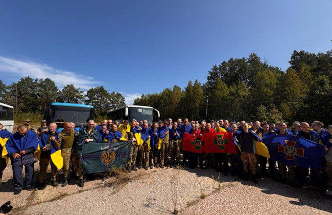 Украина вернула 115 граждан из российского плена