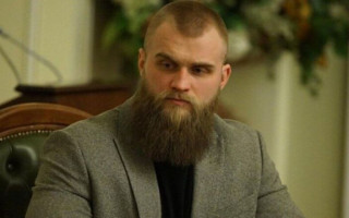 Нардепу Дмитруку сообщили о подозрении за нападение на правоохранителя и военного и попытку похитить оружие