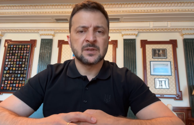 Россияне запустили по Украине более сотни ракет разных типов и около сотни шахедов, –Зеленский