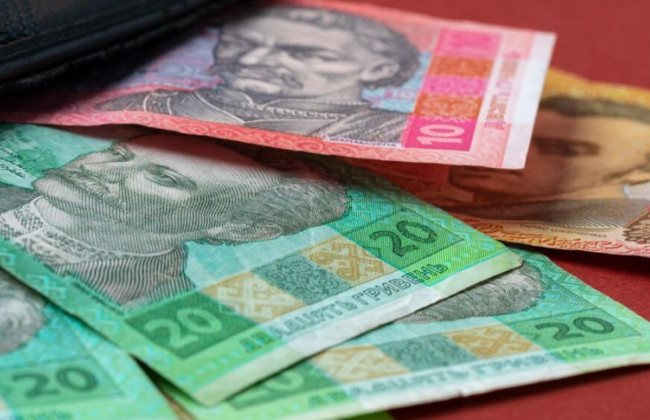 НБУ обязал бизнес выдавать только качественные купюры на кассе при снятии наличных денег