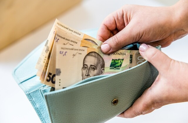 В каком размере можно сделать благотворительное пенсионное пожертвование конкретному человеку