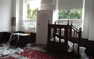 У Києві внаслідок ракетного удару зазнала пошкоджень будівля Ісламського культурного центру, фото