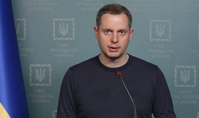 Володимир Зеленський звільнив заступника керівника Офісу Президента Ростислава Шурму