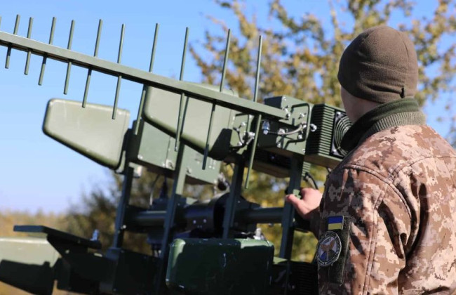 Кабмин разрешил Госспецсвязи закупать беспилотники и РЭБ