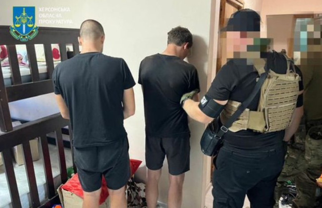 Поджигали авто военных и правоохранителей на юге Украины – разоблачена группа лиц