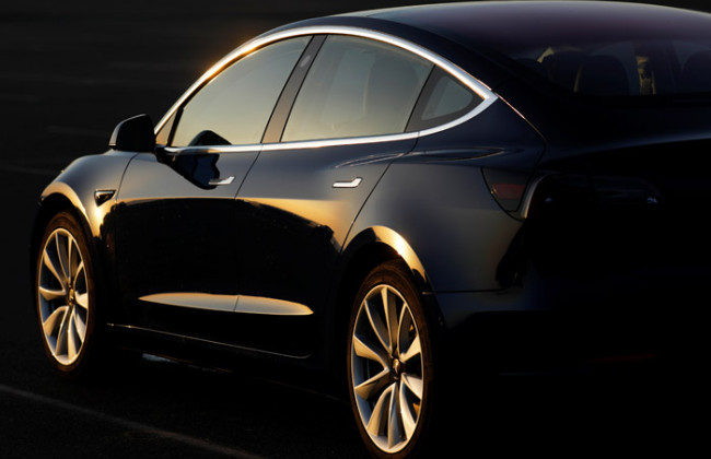 В США полиция использует автомобили Tesla для раскрытия преступлений – как именно