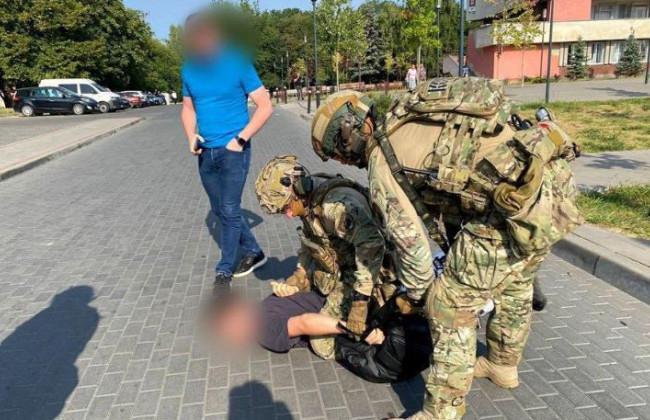 На Волині затримали чоловіка, який із рушниці стріляв у військових ТЦК