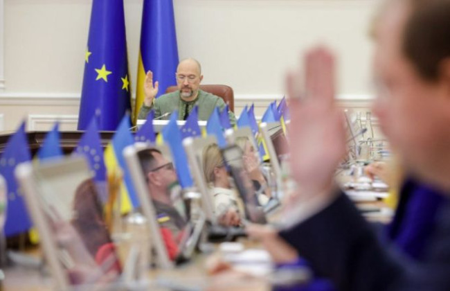 Кабмін підрахує кількість громадян, які повернулися після тривалого перебування за кордоном, з відслідковуванням місць їх розміщення