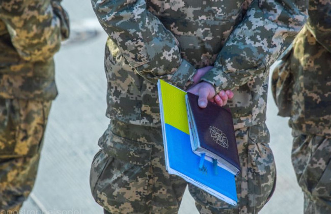Для военнослужащих будут введены антикоррупционные ограничения и обязанности