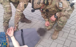 Наводив ракети на Запоріжжя: у Рівному ув’язнили зрадника та конфіскували у нього землі