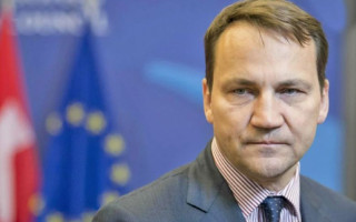 Польша имеет право сбивать ракеты рф над Украиной, которые угрожают украинским АЭС — Радослав Сикорский