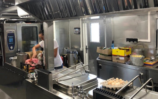 В Україні виготовлятимуть нові модульні кухні для військовослужбовців – фото