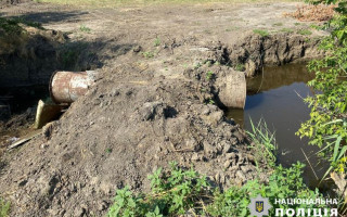 Перекрив річку, щоб поливати баштан — на Одещині судитимуть фермера