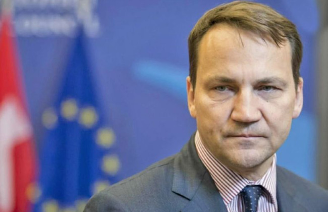 Польша имеет право сбивать ракеты рф над Украиной, которые угрожают украинским АЭС — Радослав Сикорский