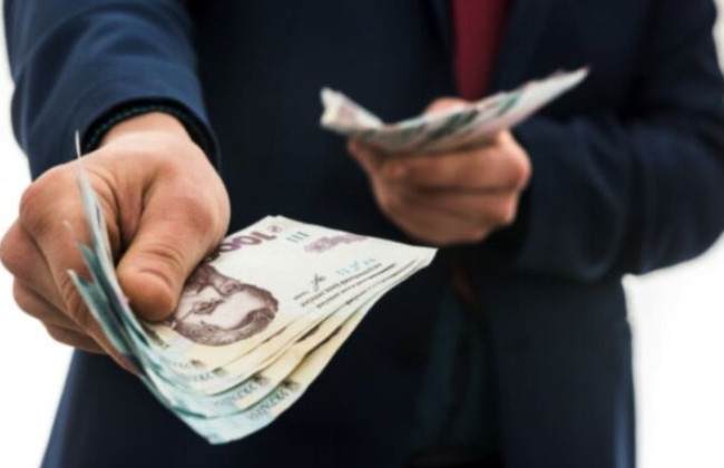 Средняя зарплата в Украине выросла до 21 тыс грн, — Госстат