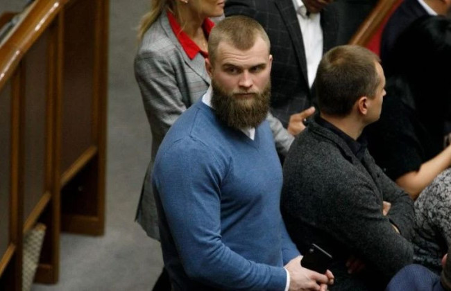 Украина обратилась в Интерпол относительно задержания и выдачи нардепа-беглеца