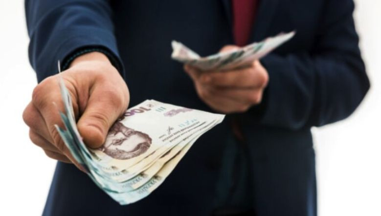Средняя зарплата в Украине выросла до 21 тыс грн, — Госстат