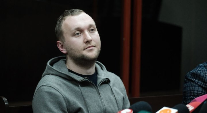 Суд продлил срок содержания под стражей Романа Гринкевича