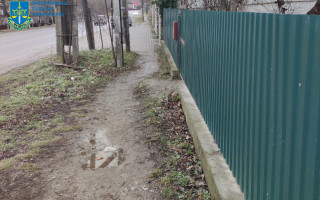 Привласнили кошти на ремонті тротуару — на Хмельниччині сільський голова і підприємець отримали підозри
