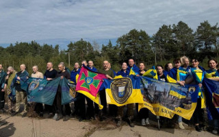 Украина вернула из российского плена 49 граждан, среди них — Ление Умерова и защитники Азовстали