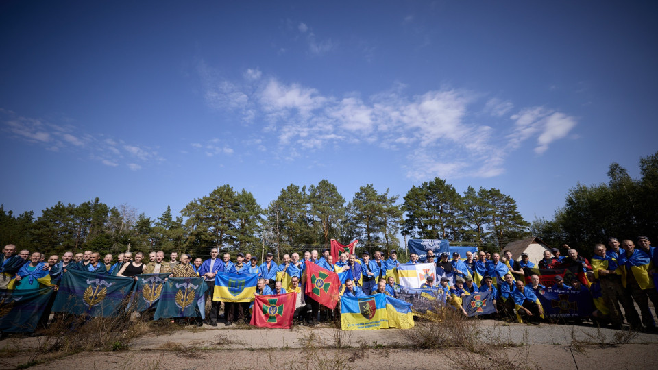 Украина вернула из российского плена 103 военнослужащих, среди них – защитники Мариуполя и Азовстали