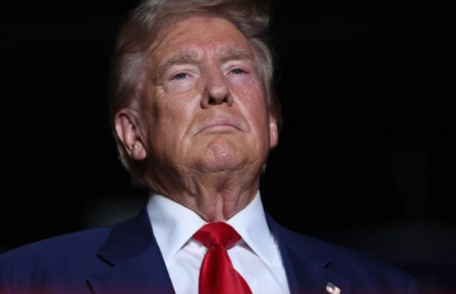 У Дональда Трампа заявили, що поряд із ним сталася стрілянина