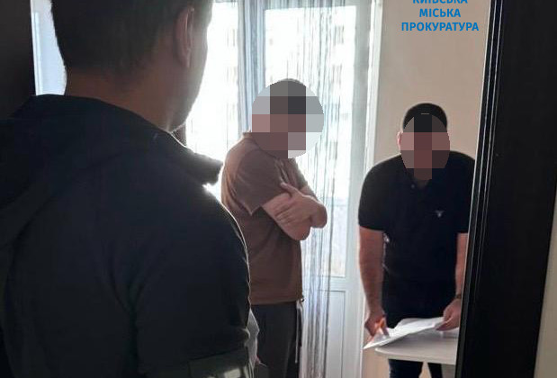 22-летнего директора юрфирмы поймали на незаконной переправке через границу уклонистов