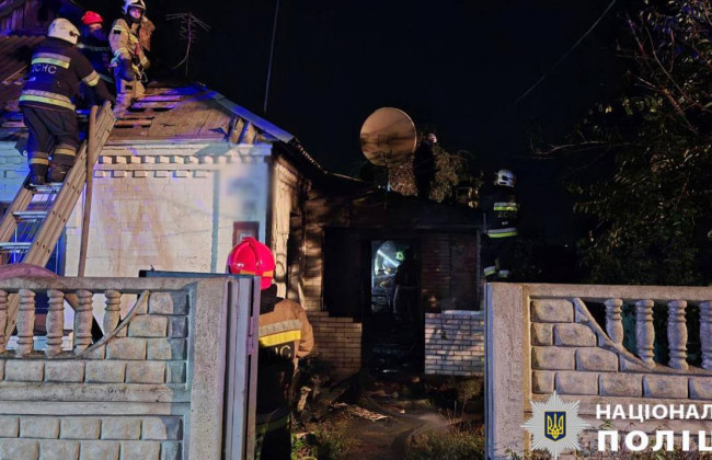 В Белой Церкви горел частный дом - погиб мужчина, женщина получила ожоги