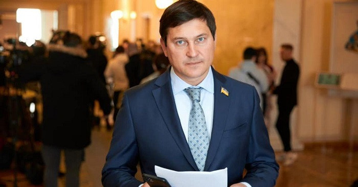 Депутат Одарченко, підозрюваний у хабарі в криптовалюті, міг виїхати за кордон, — САП