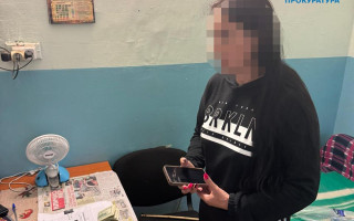 Работницу столичного кладбища подозревают во взяточничестве в 1000 долларов за место для захоронения
