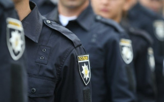Во Львове правоохранители будут проверять всех, кто заходит в школу