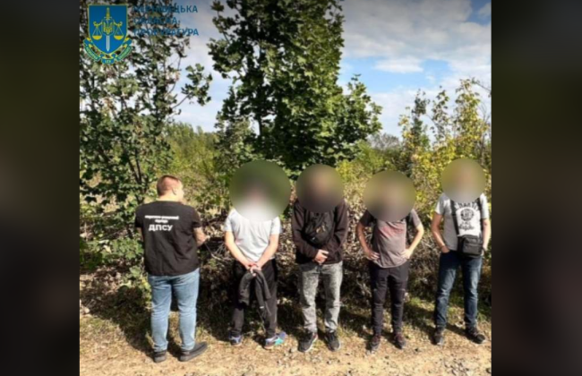 30 тысяч долларов за незаконную переправку в Молдову – подозревают жителя Хмельницкой области