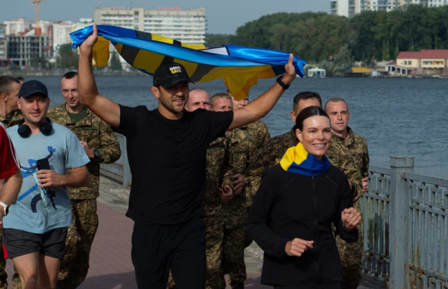 Американские супруги на марафоне «Don't Can't for Ukraine» добрались до Тернополя