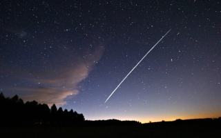 Спутники Илона Маска Starlink препятствуют астрономическим исследованиям — ученые